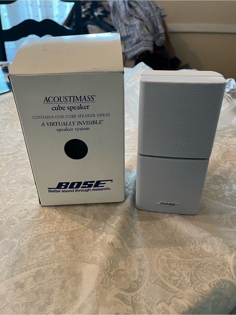 Bose Acoustimass Cube Speaker NWT
